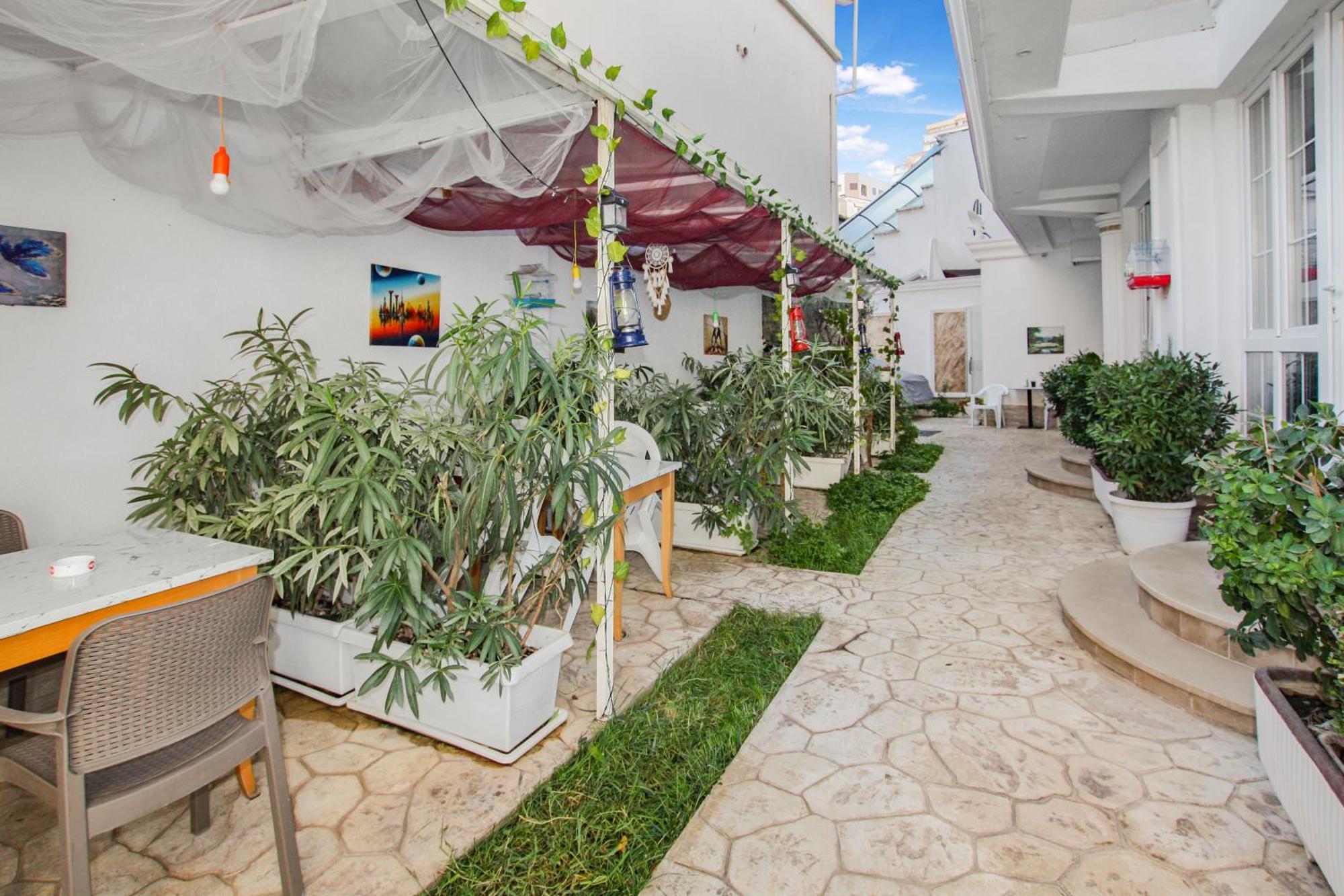 Rezidence Tredi City Center Тирана Экстерьер фото